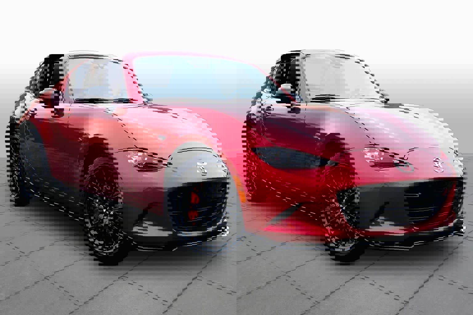 Used 2023 MAZDA MX-5 Miata Club w/ Weather Package image 3