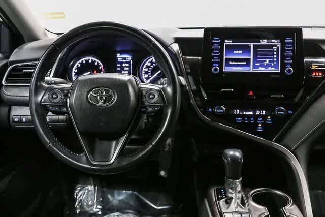 Certified 2022 Toyota Camry SE FWD image 13