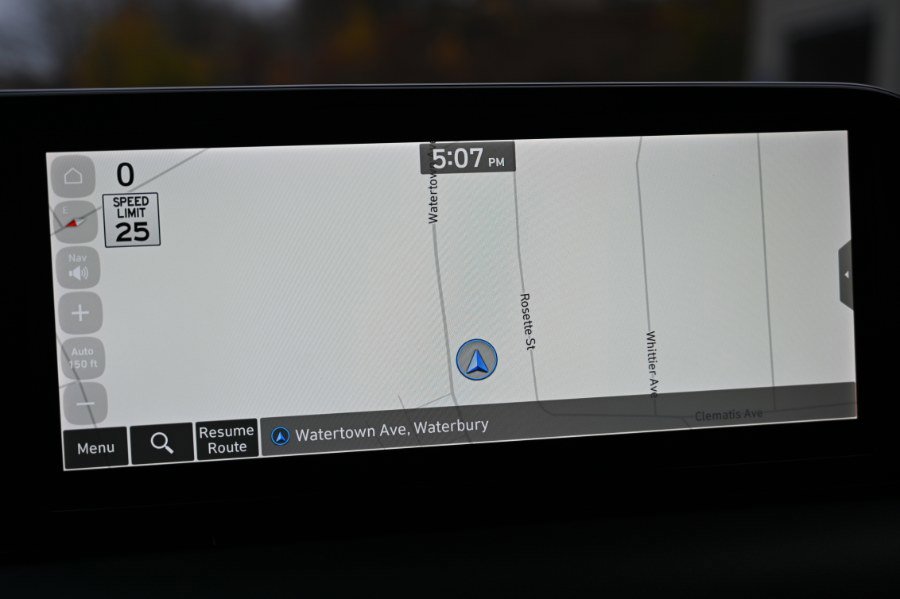 Used 2023 Hyundai Palisade Limited image 3