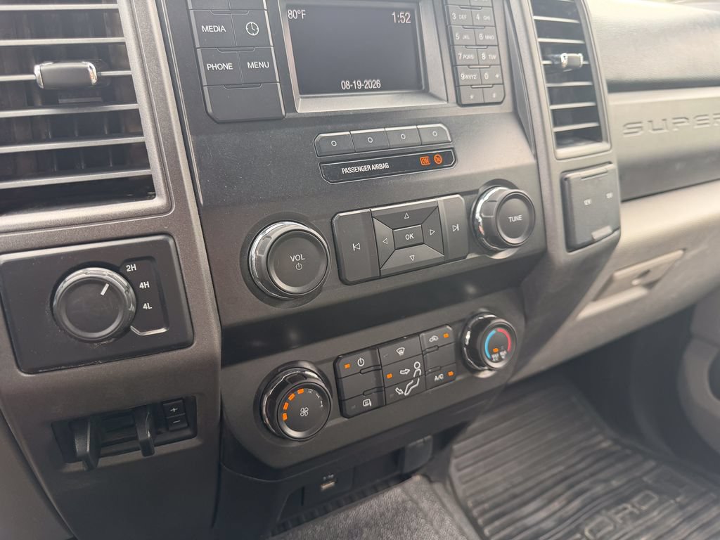 Certified 2019 Ford F550 4x4 Crew Cab Super Duty image 29
