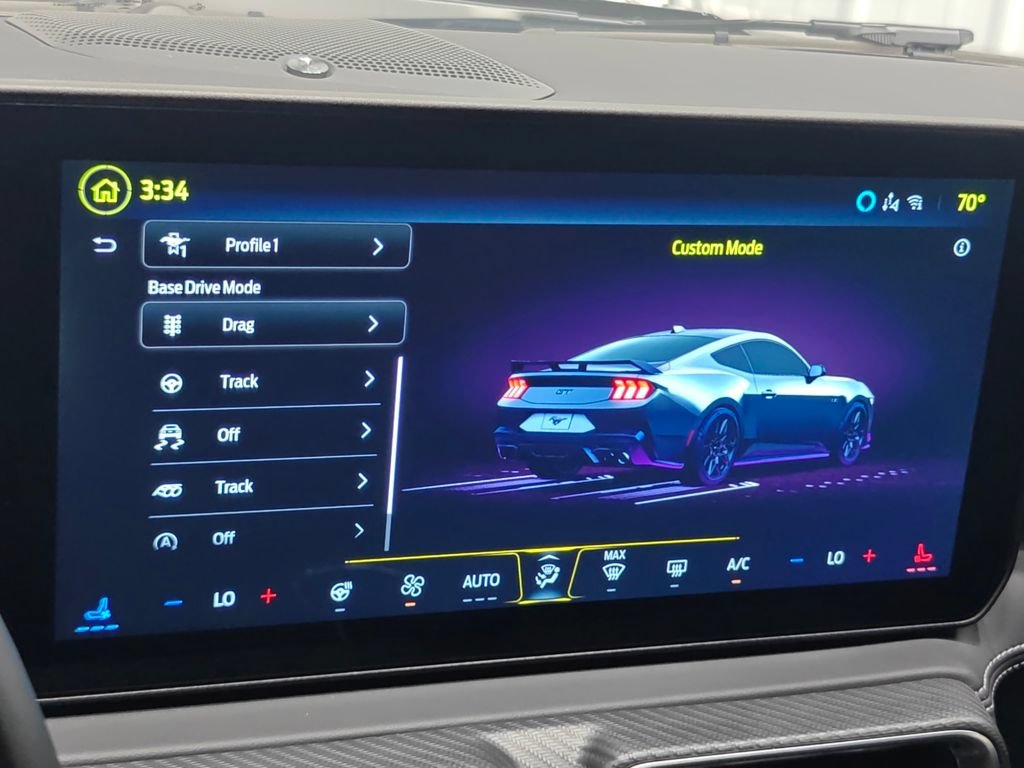 Used 2025 Ford Mustang Premium RWD image 44