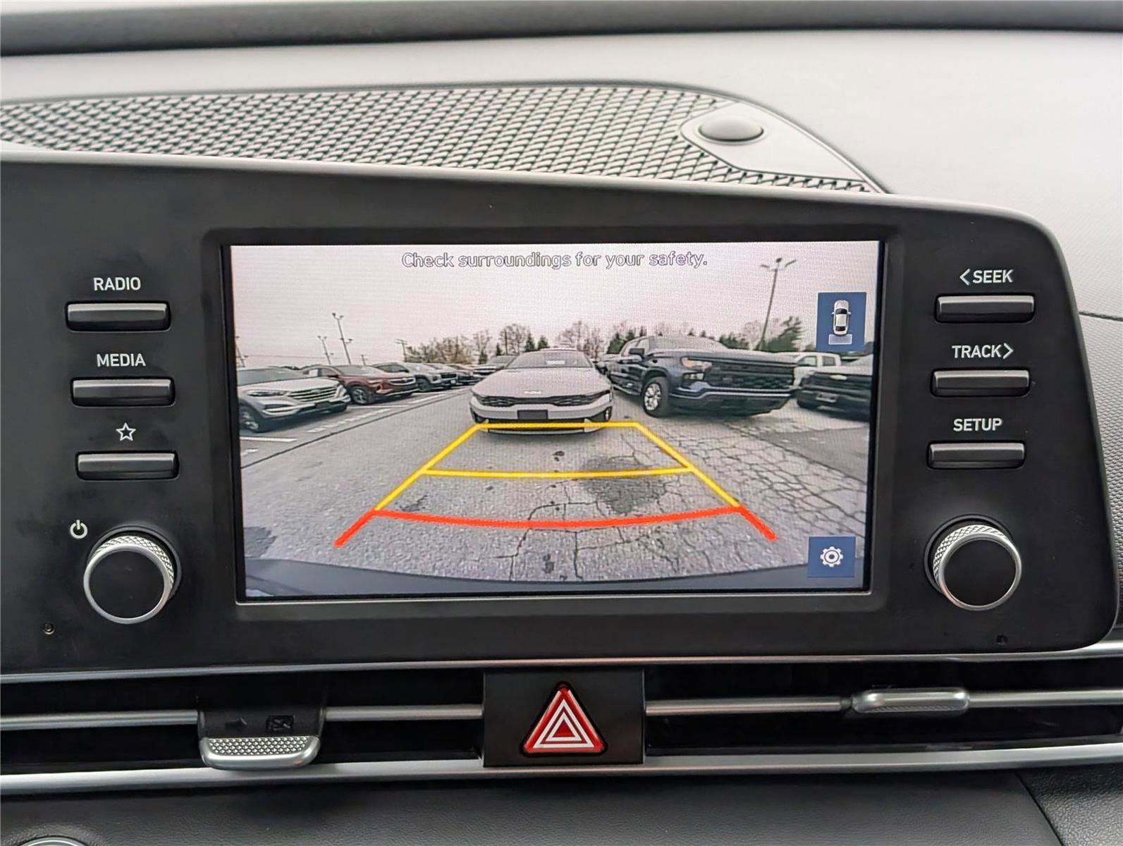 Used 2022 Hyundai Elantra SEL w/ Cargo Package image 26