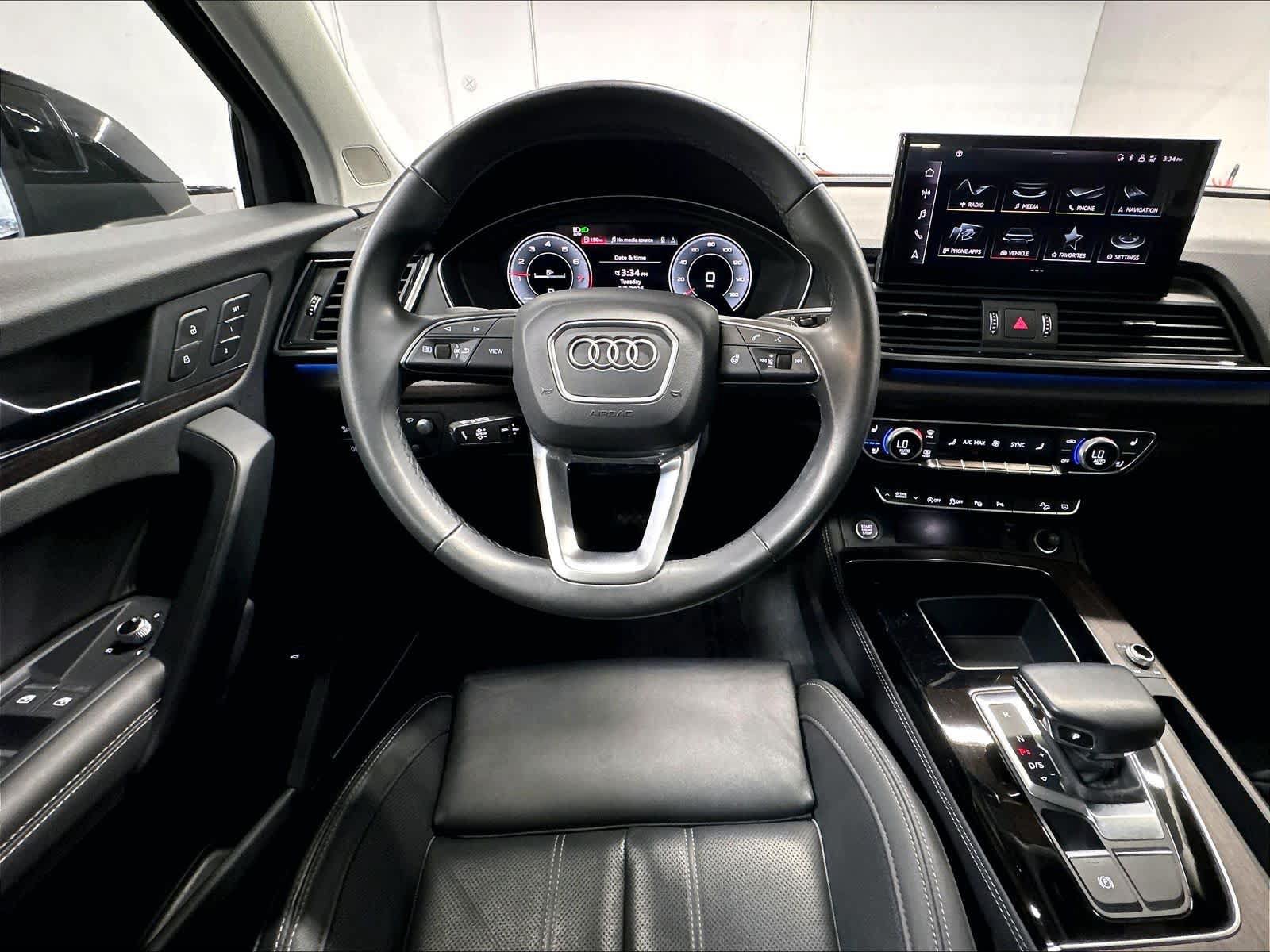 Used 2023 Audi Q5 2.0T Prestige w/ Prestige Package AWD/4WD image 8
