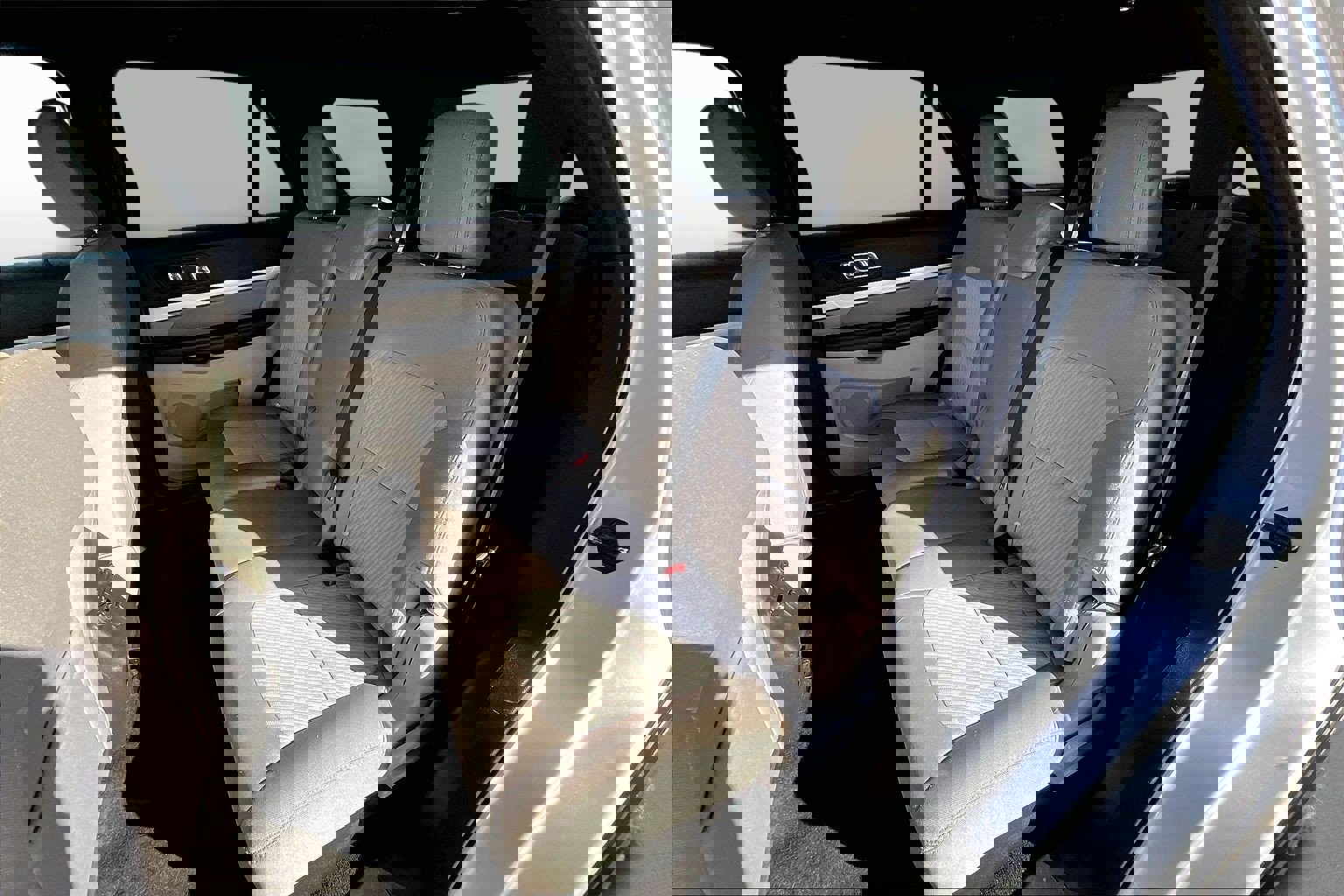 Used 2018 Ford Explorer Base image 24