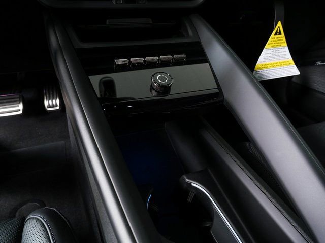 New 2026 Porsche Macan Turbo Electric image 19