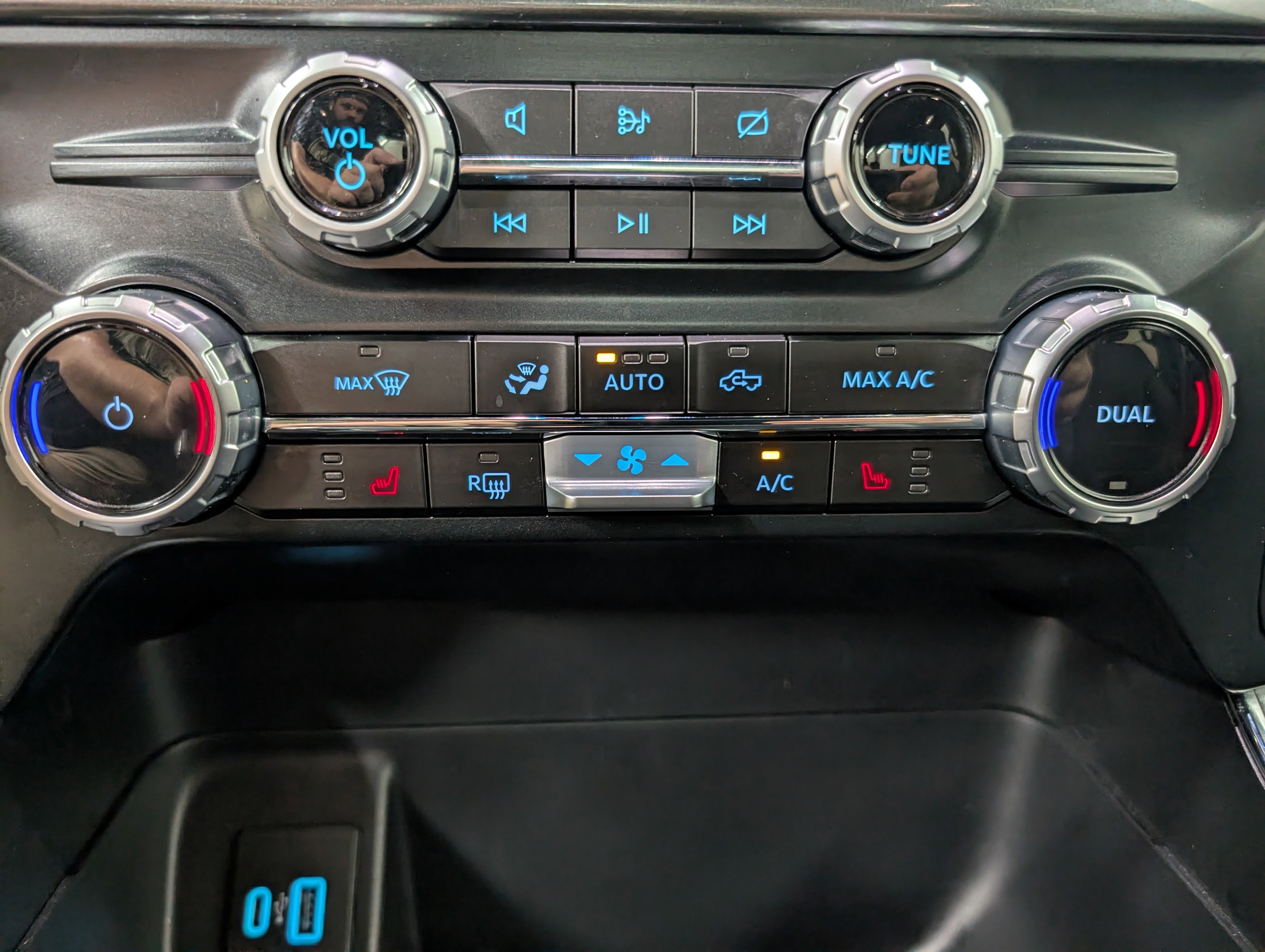 Used 2023 Ford F150 XLT w/ Equipment Group 302A High image 19