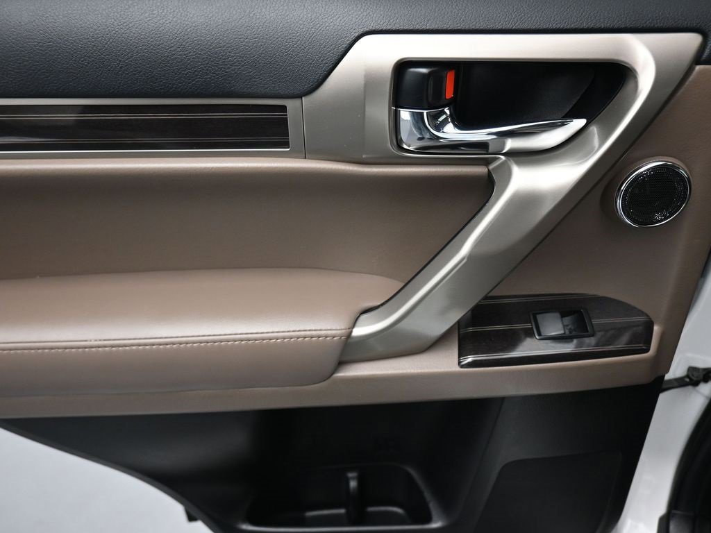 Used 2021 Lexus GX 460 Luxury image 32