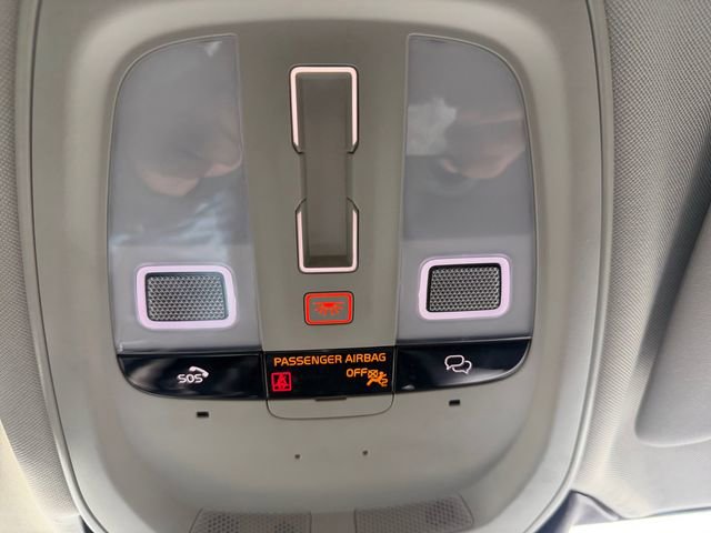 Used 2024 Volvo S60 B5 Core image 24