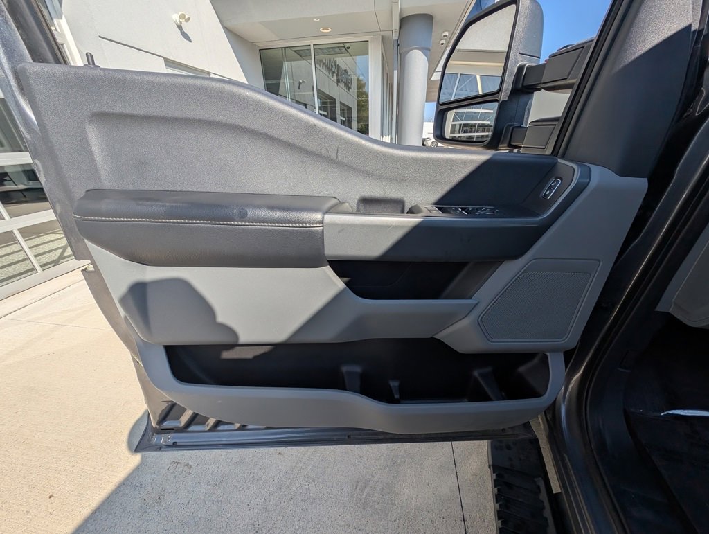 Used 2024 Ford F250 XLT image 37