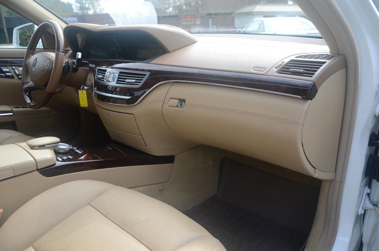Used 2011 Mercedes-Benz S 550 image 16