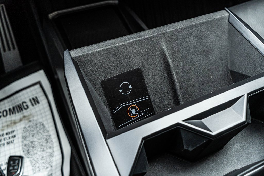 Used 2024 Tesla Cybertruck AWD Crew Cab image 25