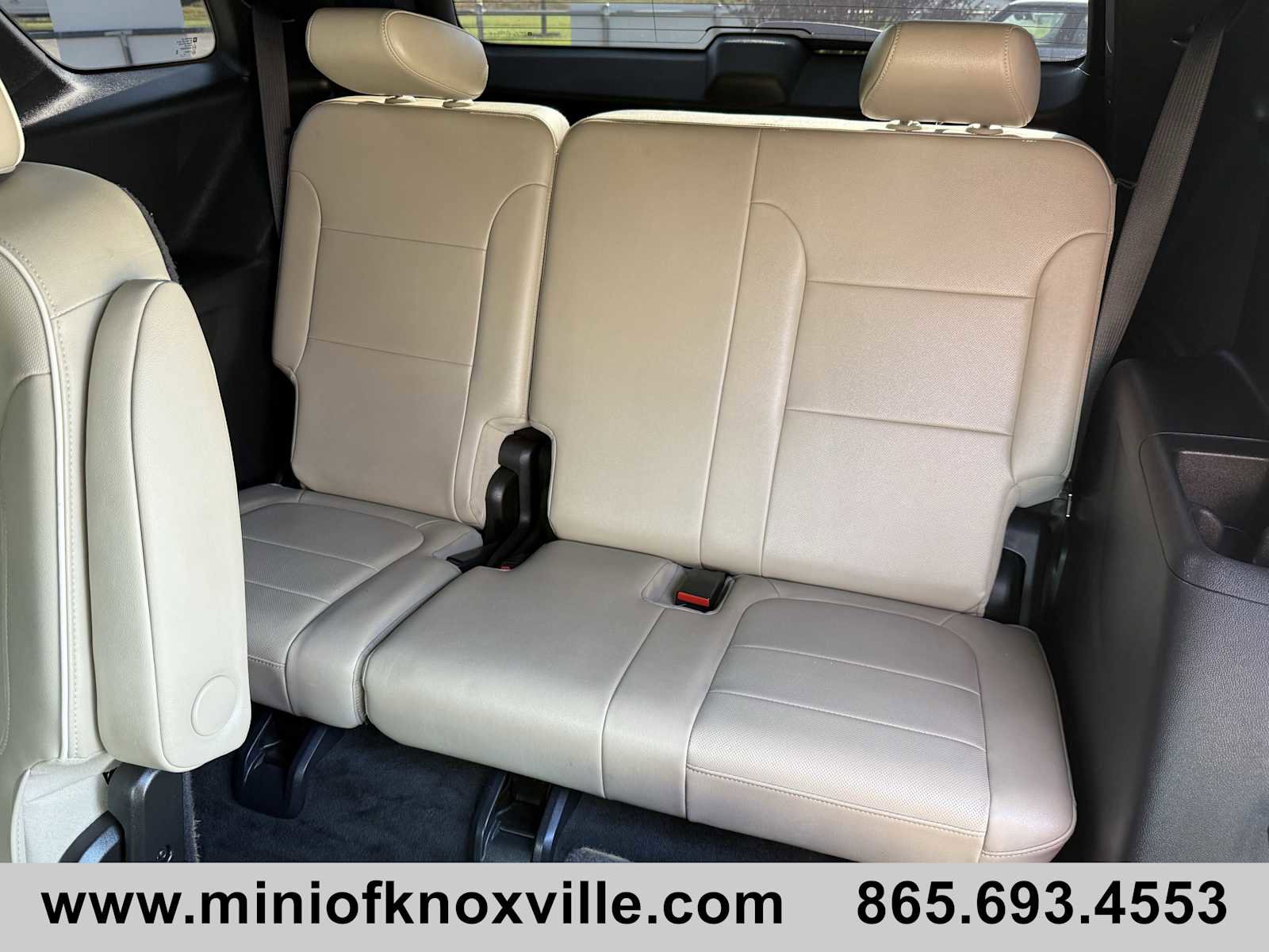 Used 2022 Chevrolet Traverse Premier image 32