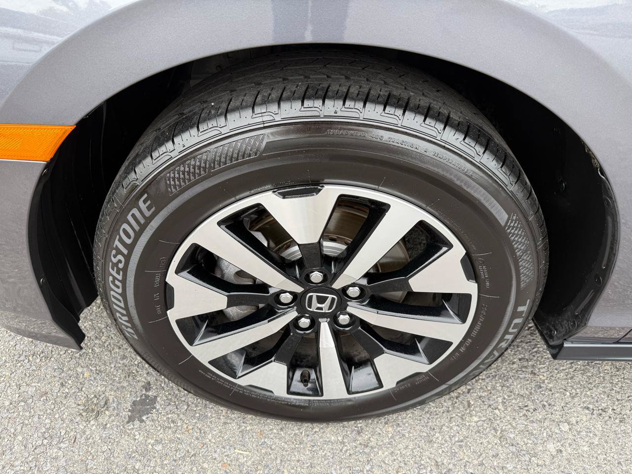 Used 2025 Honda Odyssey EX-L image 51
