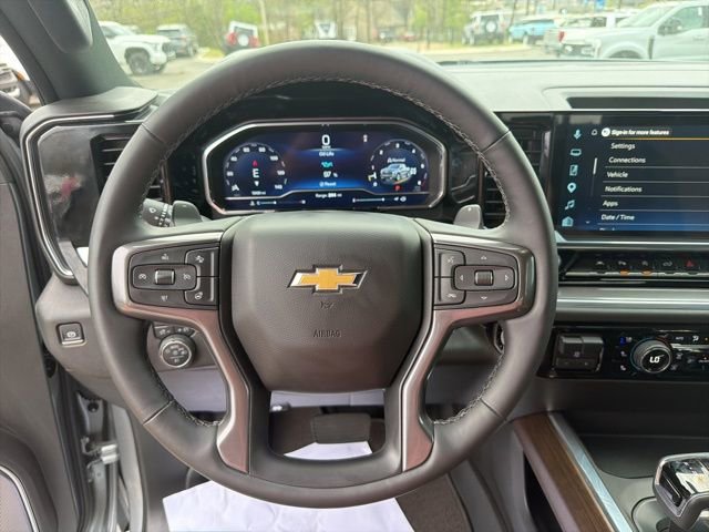 Used 2025 Chevrolet Silverado 1500 High Country w/ Technology Package image 6