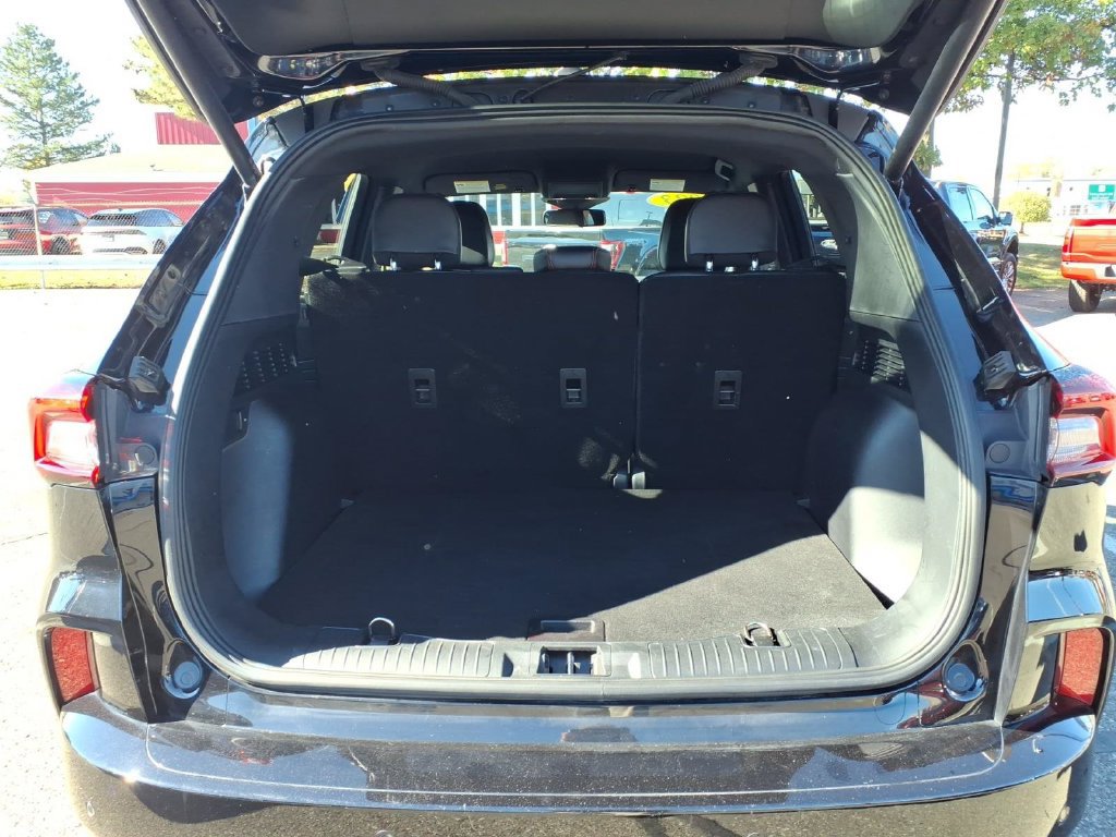 Used 2023 Ford Escape ST-Line Elite AWD/4WD image 9