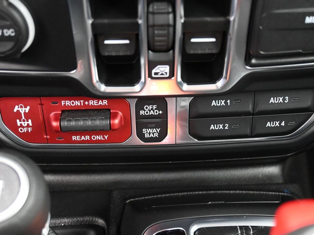 Used 2024 Jeep Wrangler Unlimited Rubicon w/ Convenience Group image 23