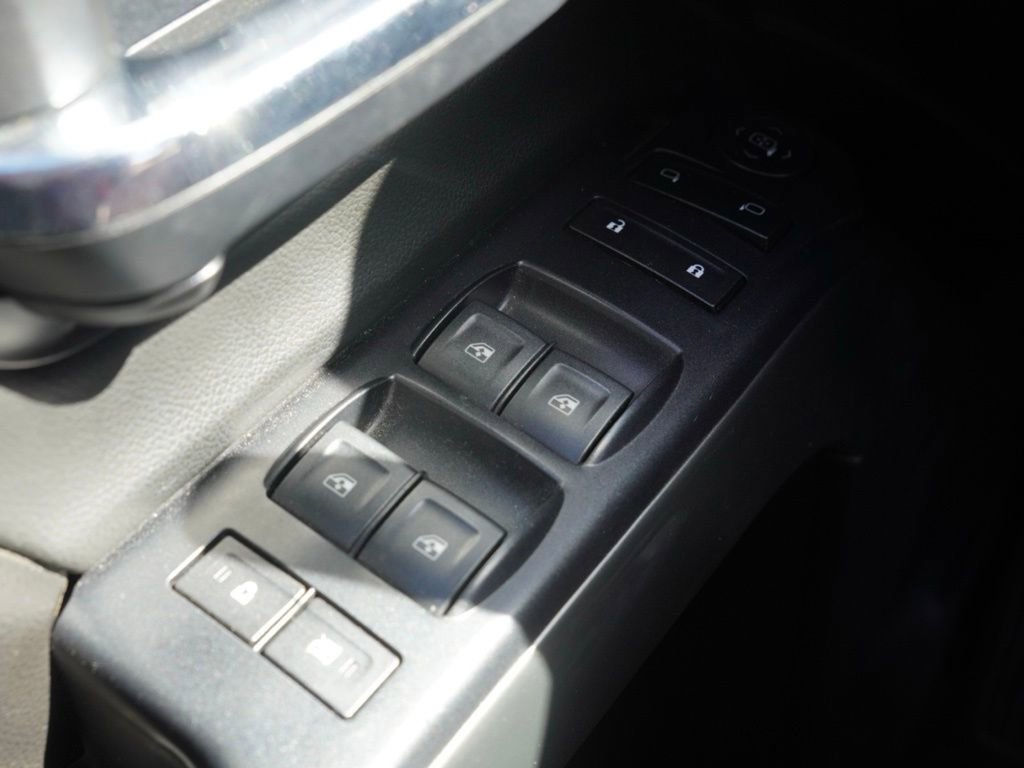 Used 2018 Chevrolet Silverado 1500 LT w/ All Star Edition image 13