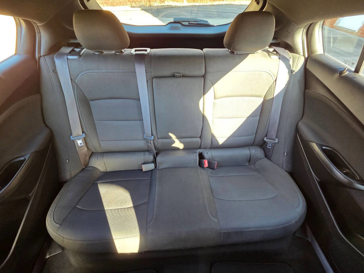 Used 2017 Chevrolet Cruze LT w/ Convenience Package image 13