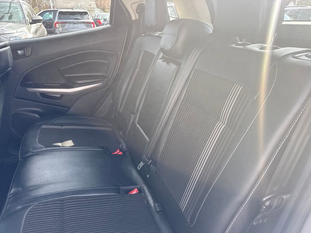 Used 2020 Ford EcoSport SES w/ SES Black Appearance Package image 27