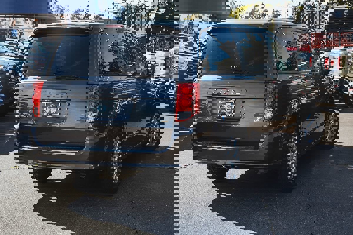 Used 2019 Dodge Grand Caravan SE image 8