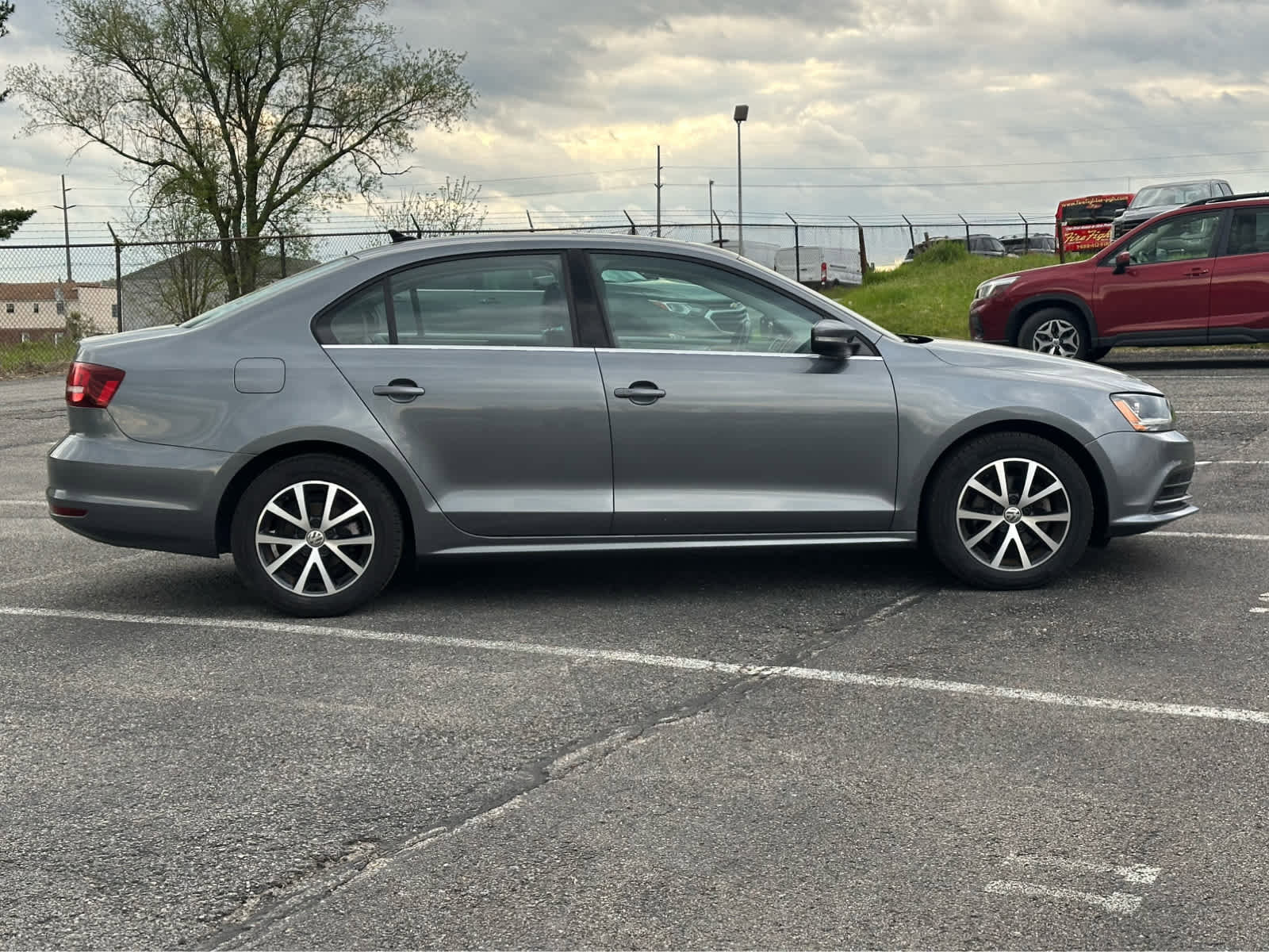Used 2017 Volkswagen Jetta SE FWD image 8