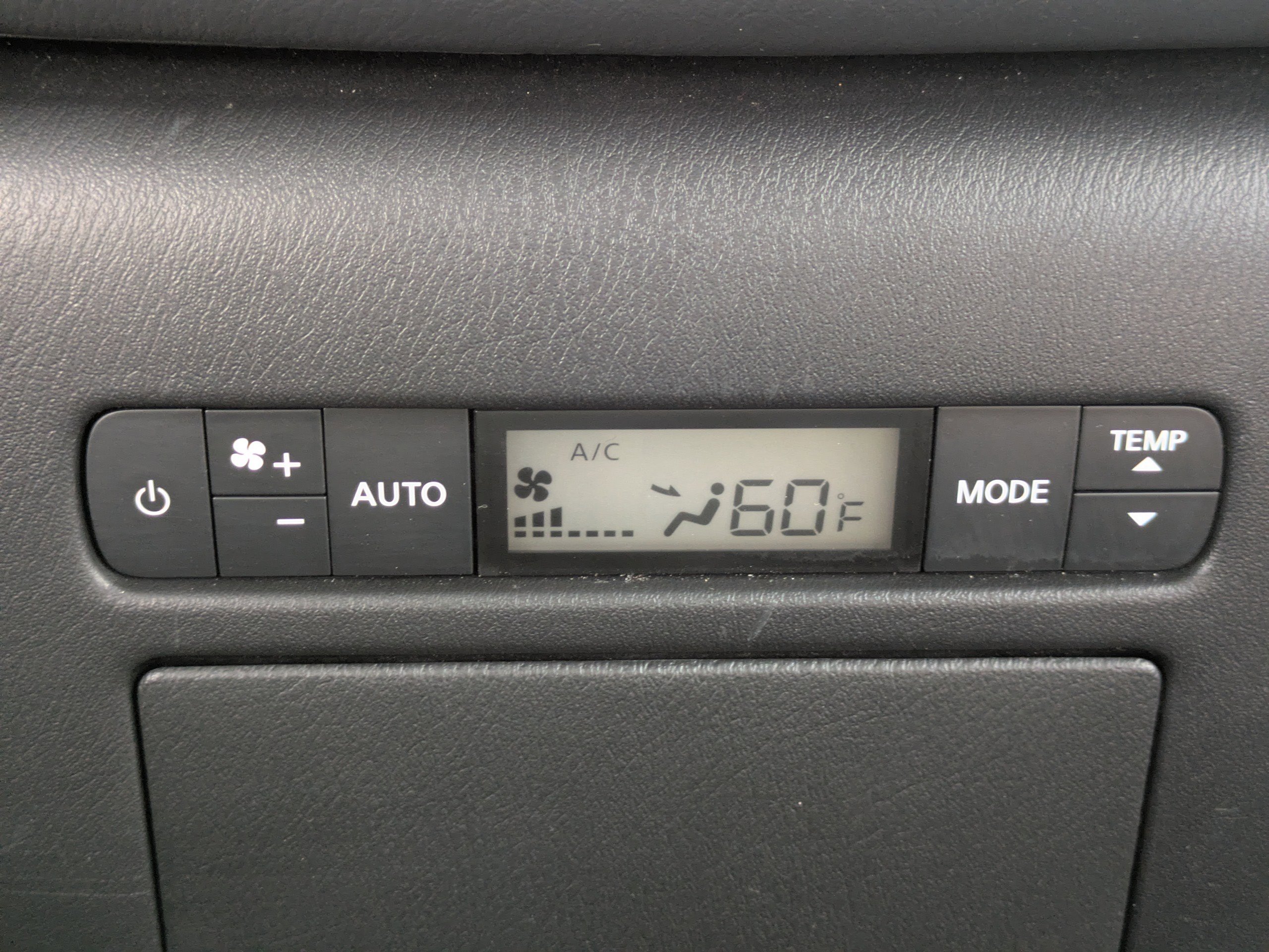 Certified 2024 Nissan Armada SV AWD/4WD image 16