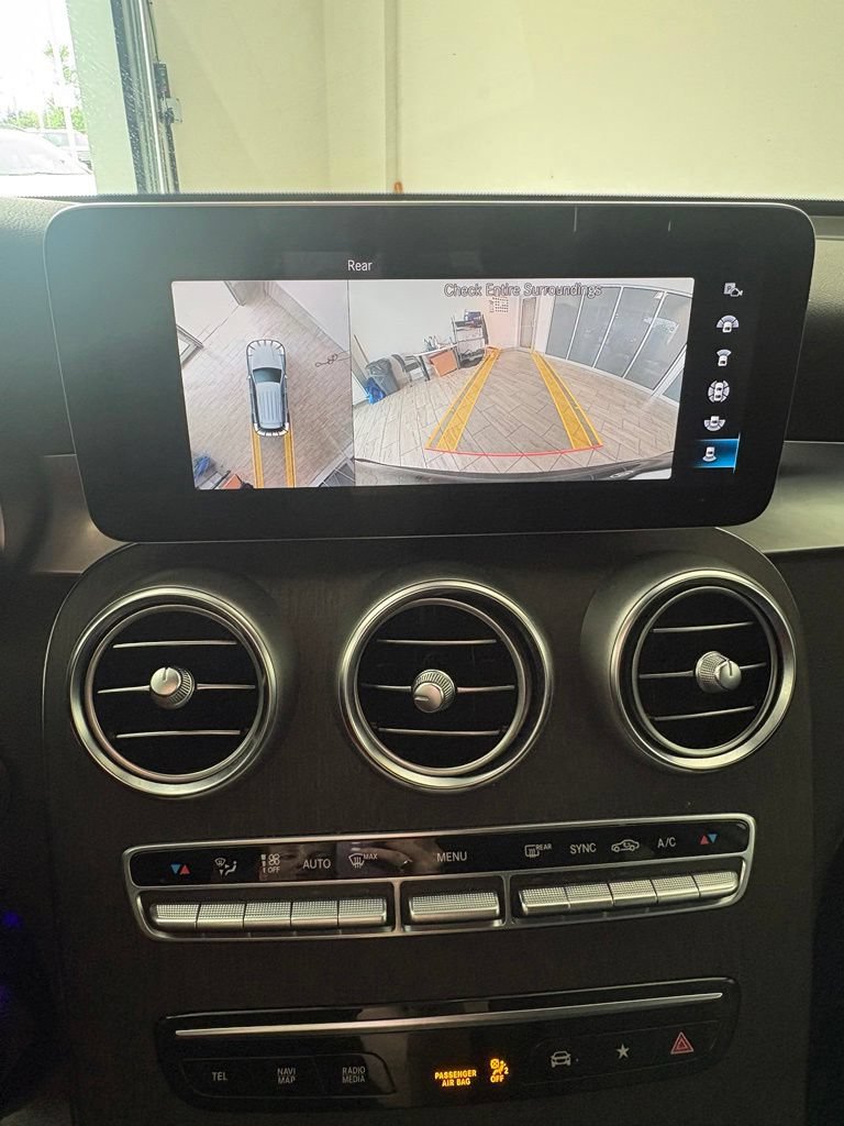 Used 2021 Mercedes-Benz GLC 300 4MATIC image 26