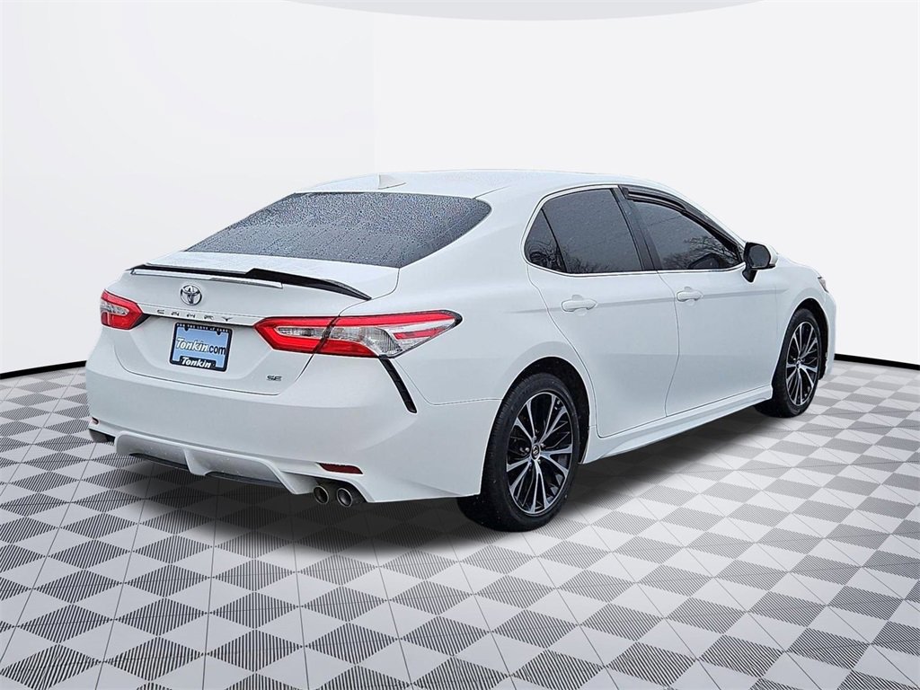 Used 2020 Toyota Camry SE image 6
