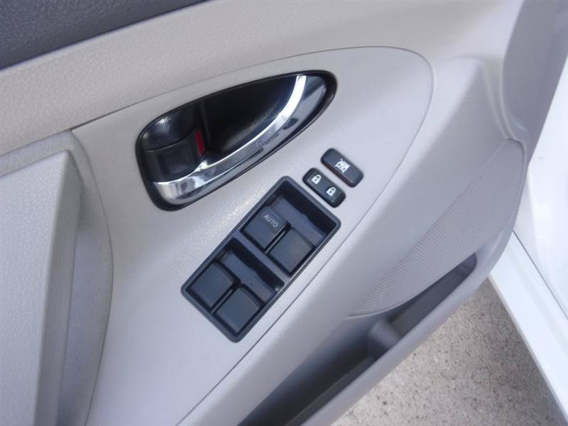 Used 2008 Toyota Camry LE FWD image 38