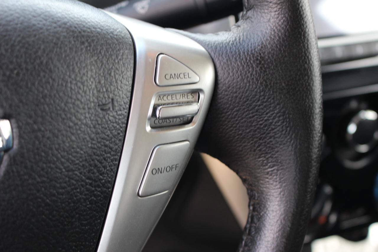 Used 2016 Nissan Versa Note SV w/ Sport Value Package FWD image 18
