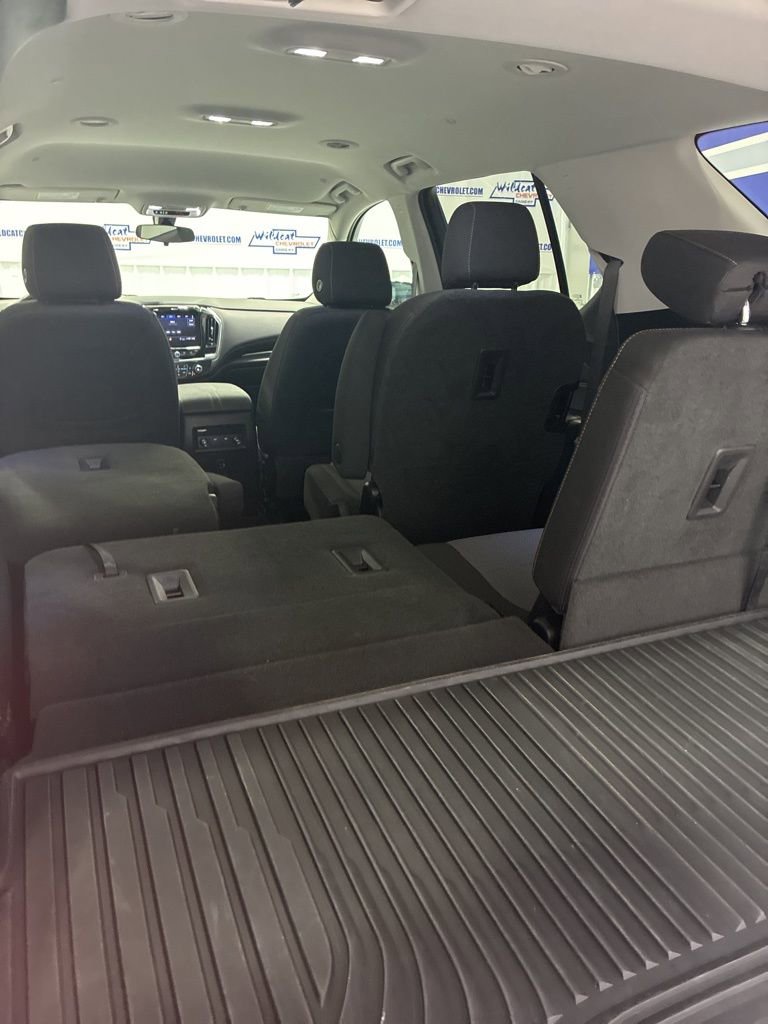 Used 2020 Chevrolet Traverse LT image 43