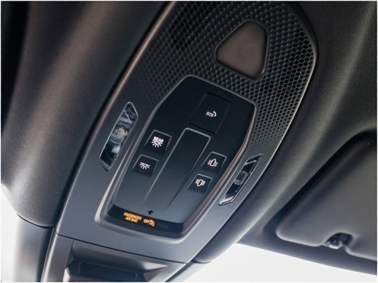 Certified 2025 Porsche Cayenne Coupe image 21