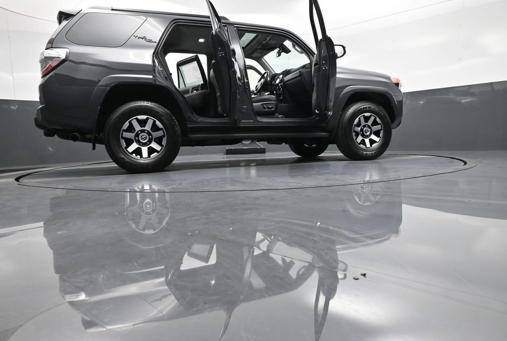 Certified 2024 Toyota 4Runner TRD Off-Road Premium w/ Off Road Premium Plus Package AWD/4WD image 48