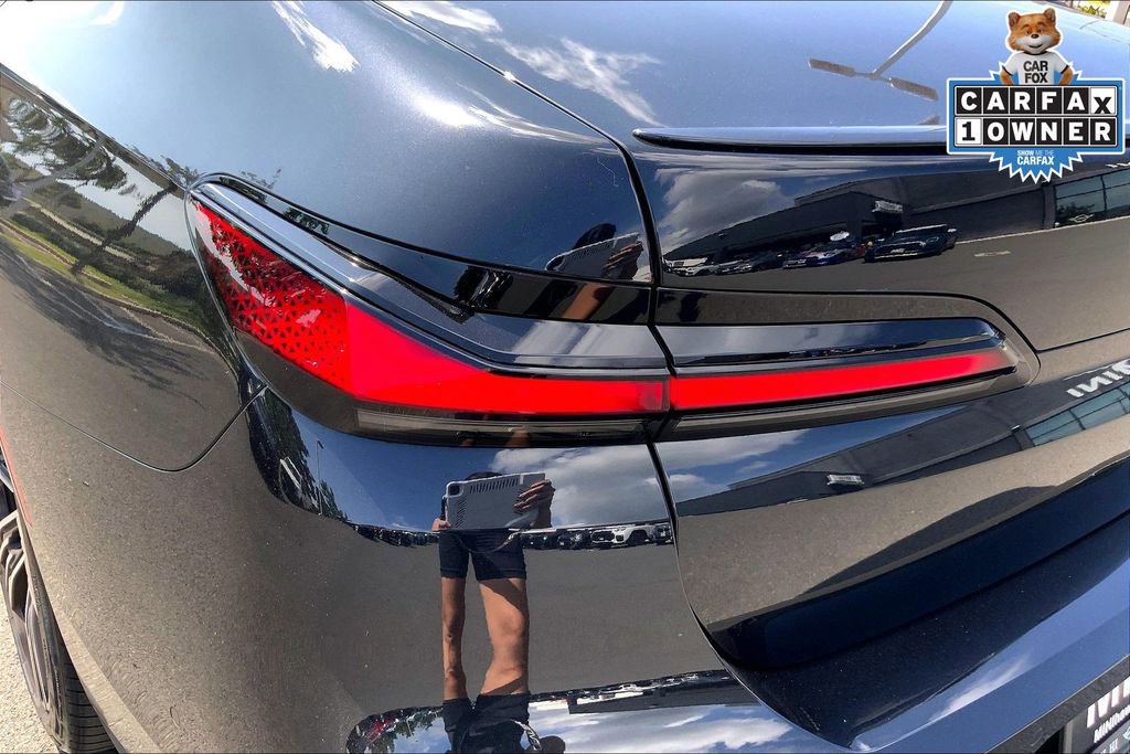 Used 2023 BMW 740i image 27