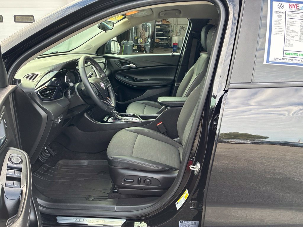Used 2023 Buick Encore GX Select w/ Sport Touring Package AWD/4WD image 10