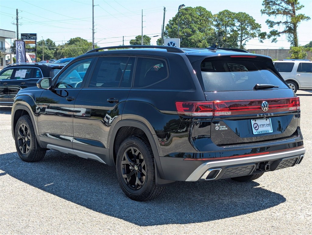 New 2026 Volkswagen Atlas Peak Edition image 5