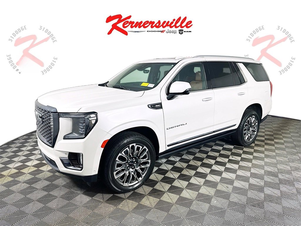 Used 2023 GMC Yukon Denali Ultimate image 3