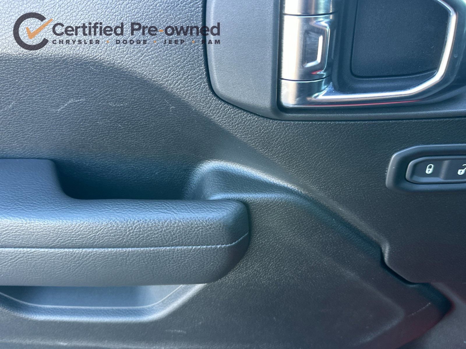 Certified 2025 Jeep Wrangler Unlimited Sport S 4xe image 12