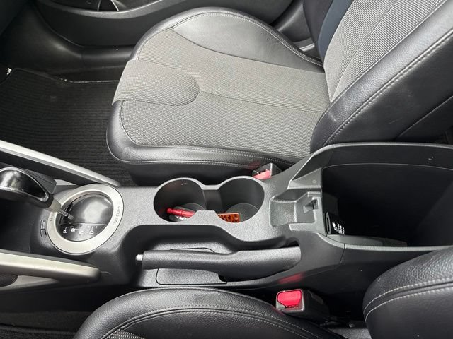 Used 2012 Hyundai Veloster w/ Style Pkg FWD image 20