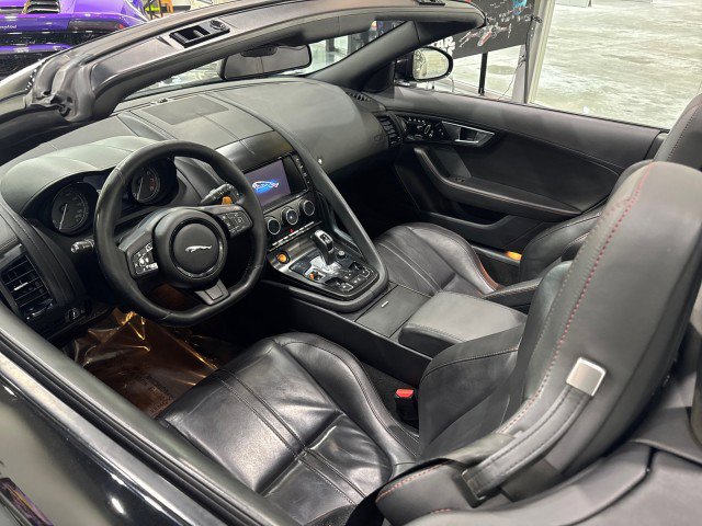 Used 2014 Jaguar F-TYPE S image 11
