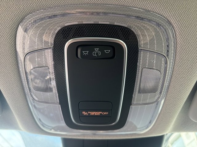 Certified 2025 Hyundai Elantra SE image 44