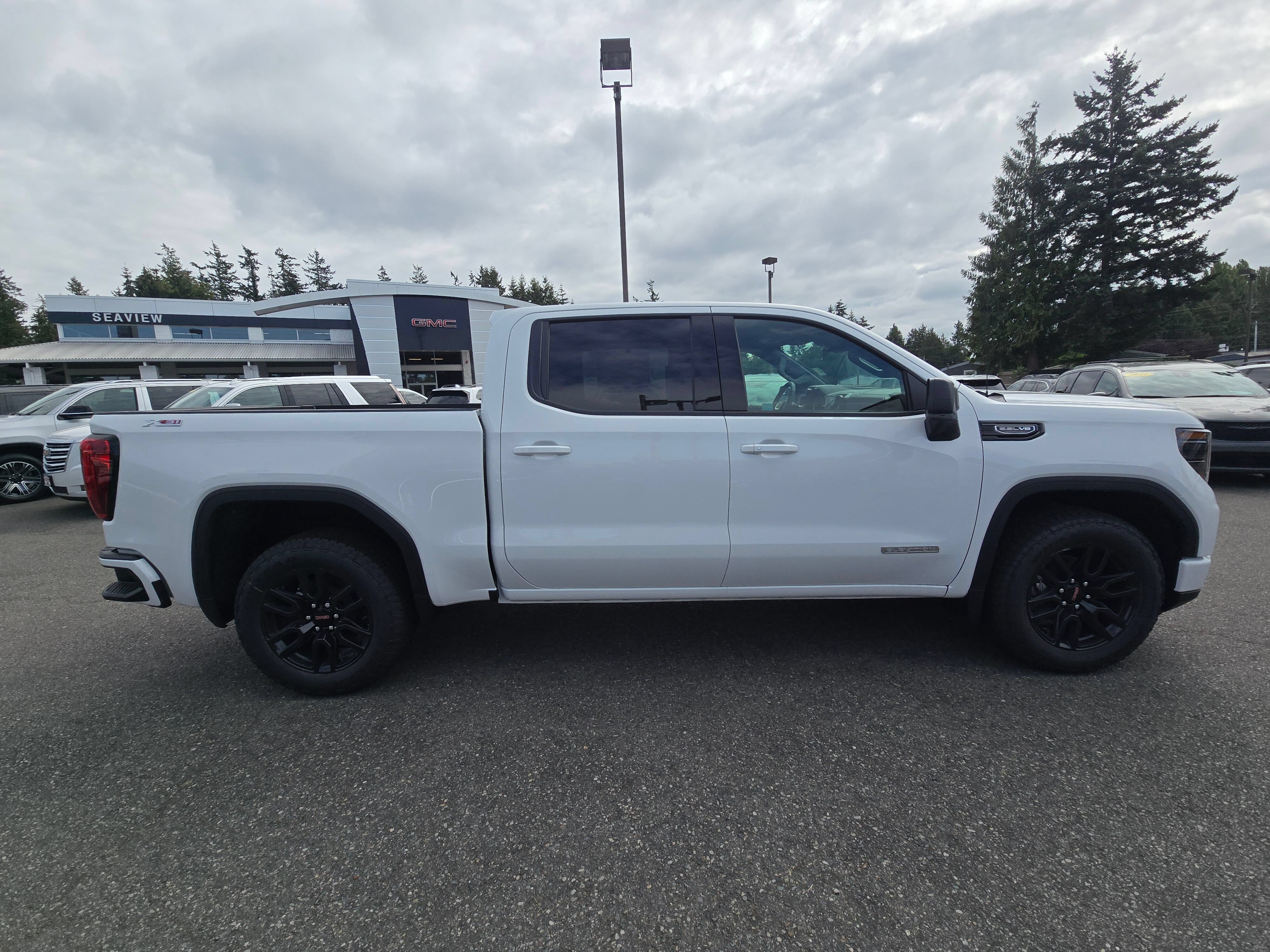 New 2026 GMC Sierra 1500 Elevation AWD/4WD image 8