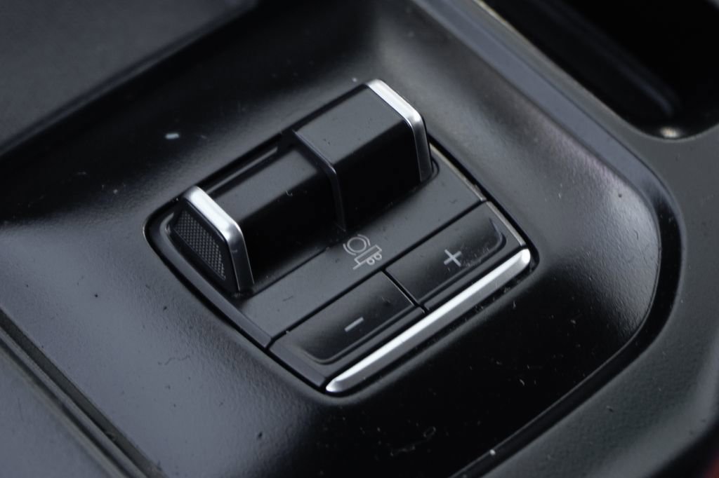 Used 2024 GMC Sierra 3500 Denali Ultimate image 36