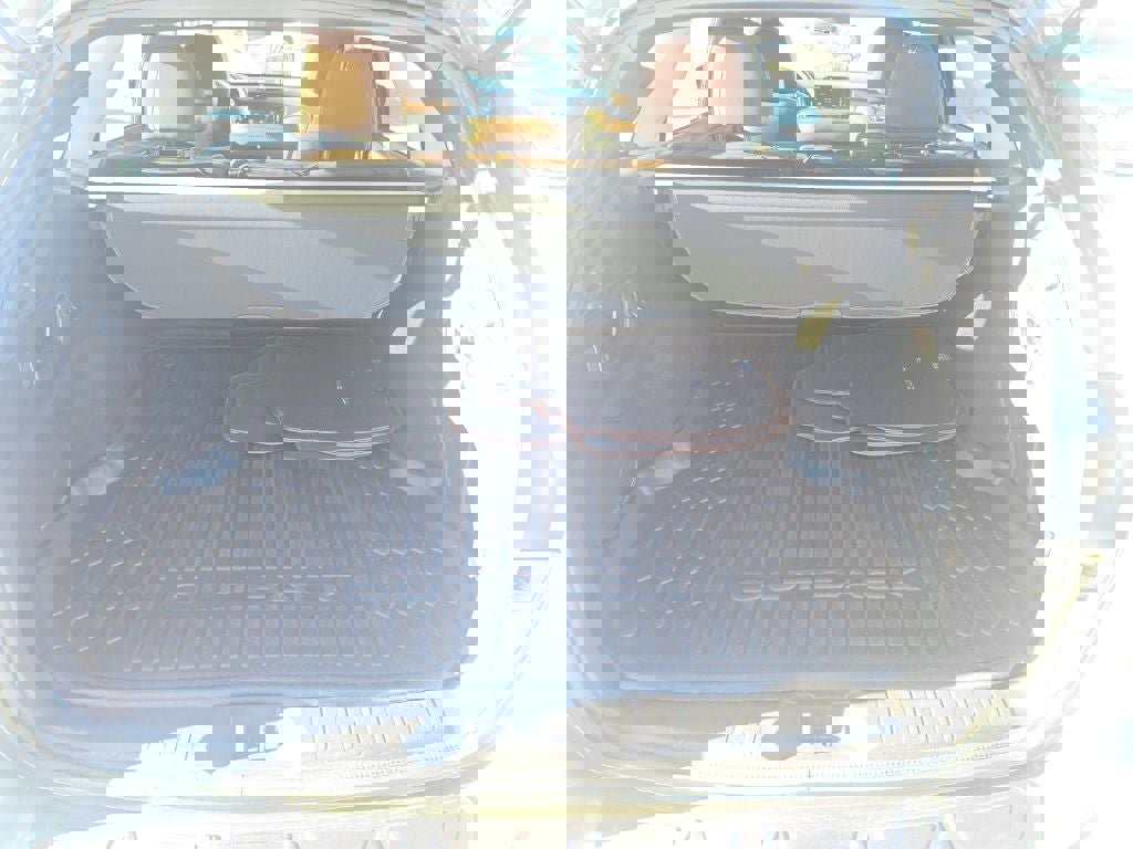 Used 2023 Subaru Outback Touring w/ Popular Package #2 image 31