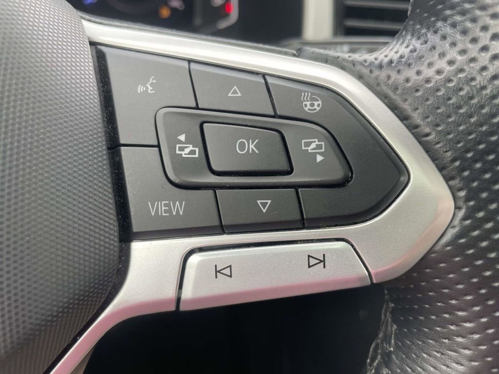 Used 2023 Volkswagen Atlas SEL R-Line image 15