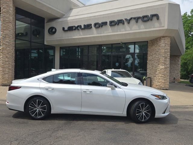Certified 2024 Lexus ES 350 w/ Premium Package FWD image 2