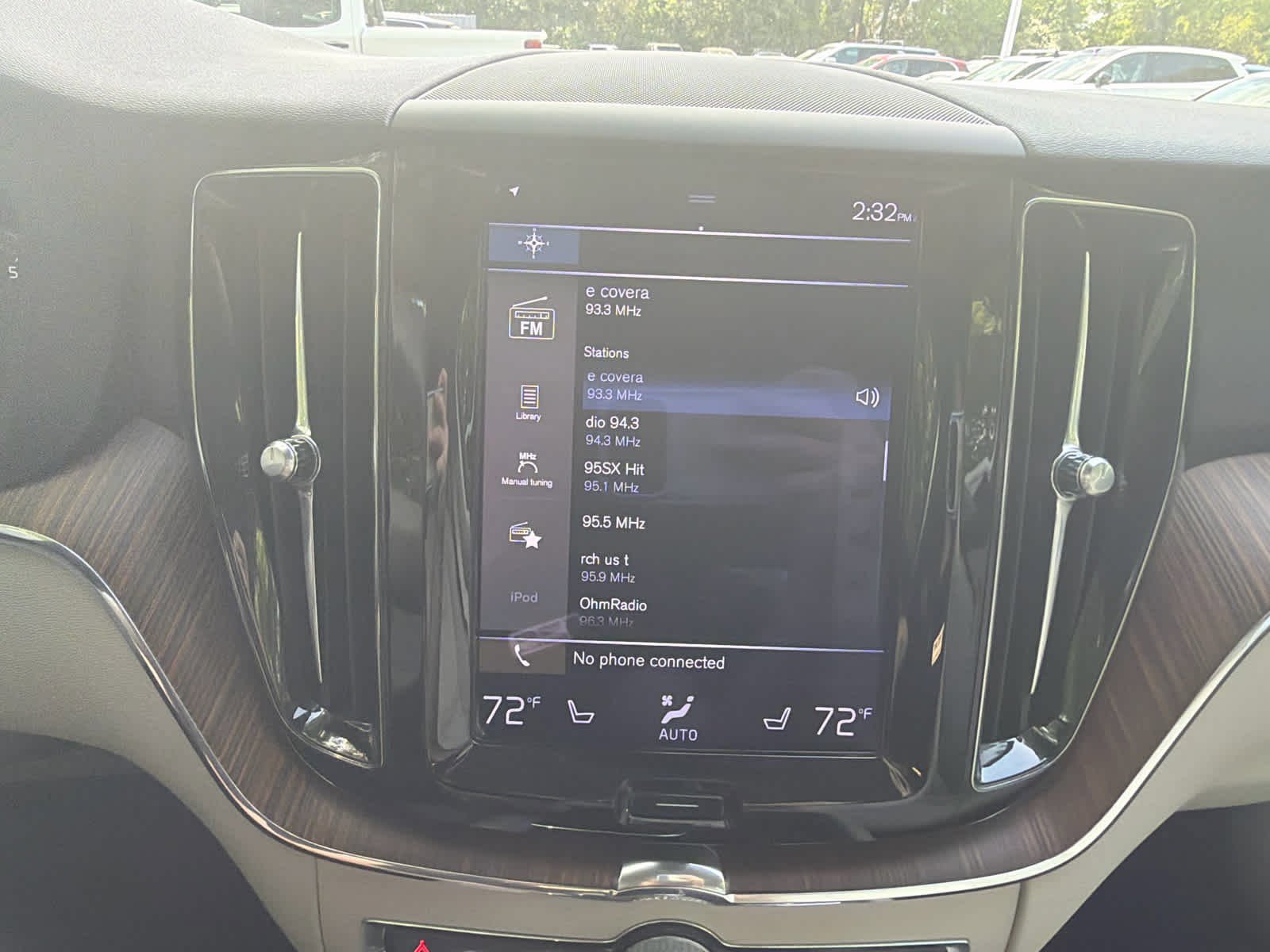 Used 2021 Volvo XC60 T5 Momentum w/ Advanced Package image 30