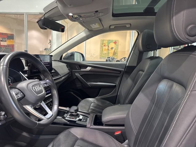 Used 2021 Audi Q5 2.0T Premium w/ Convenience Package AWD/4WD image 9