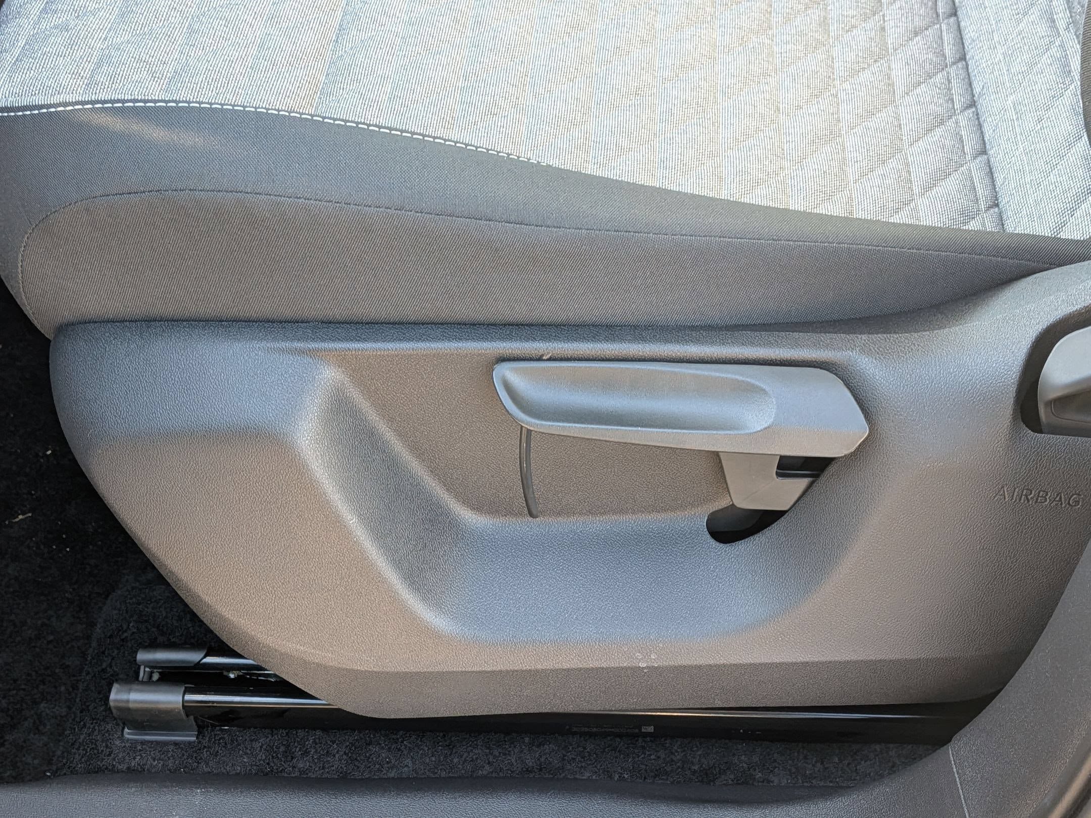 New 2026 Volkswagen Tiguan S FWD image 15