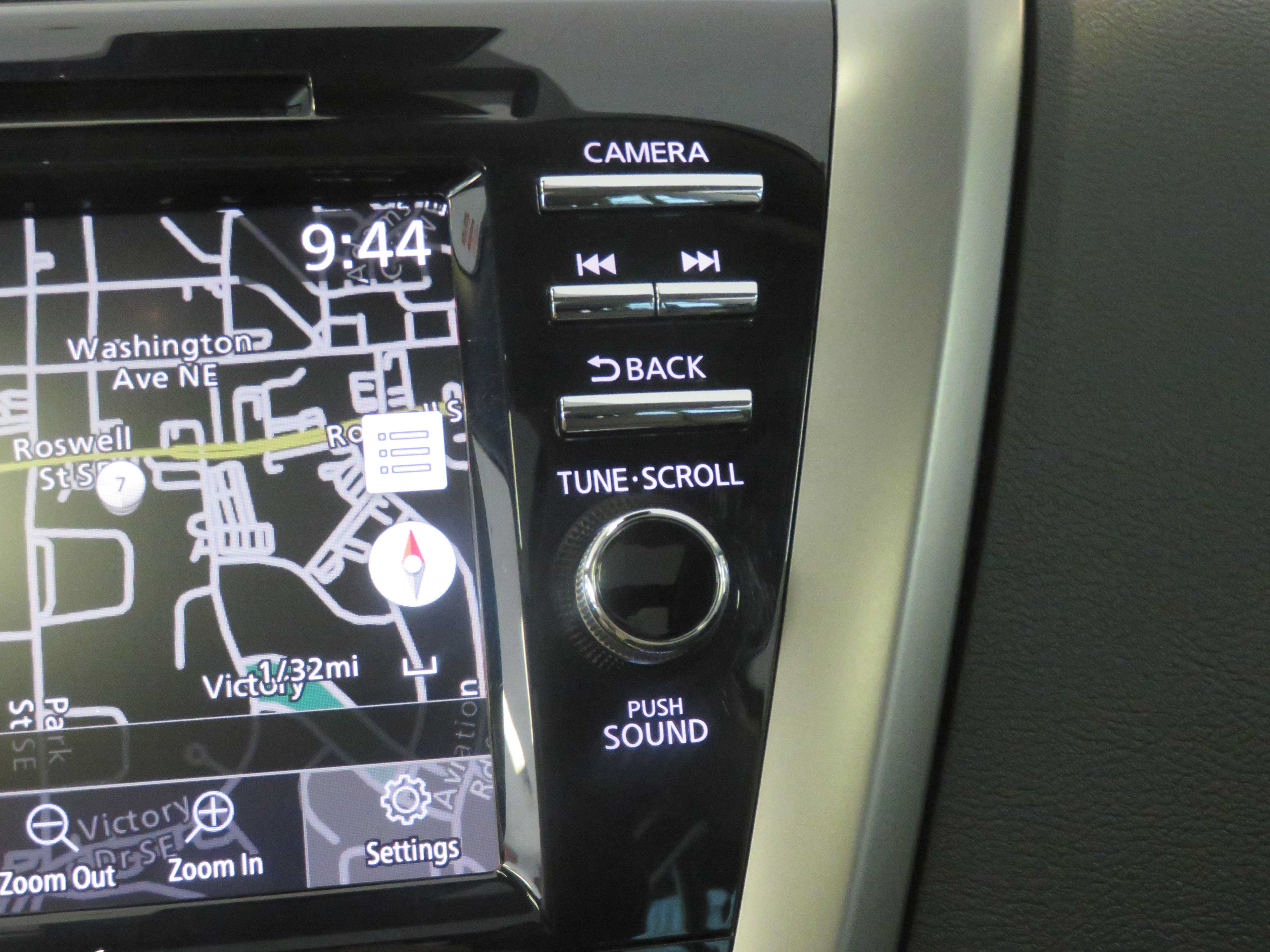Used 2024 Nissan Murano SL AWD/4WD image 46